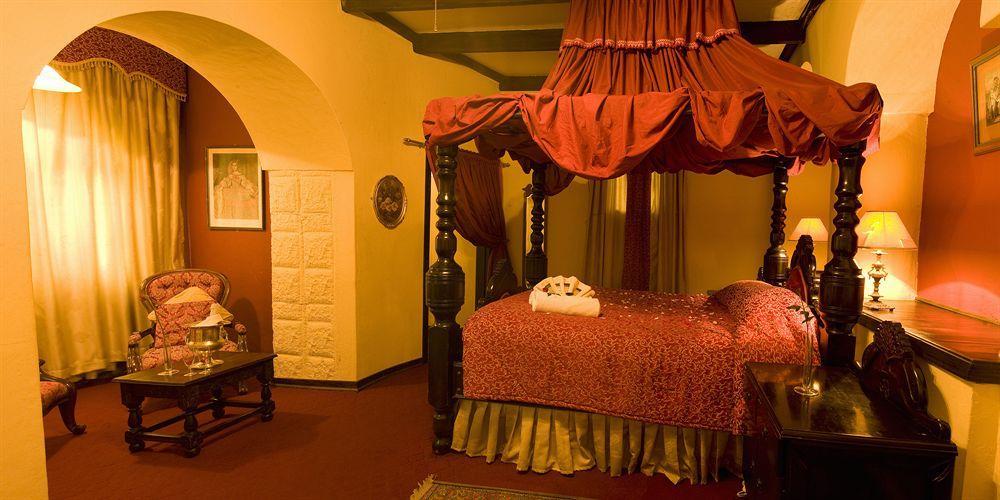 Hotel Nesbitt Castle Bulawayo Esterno foto